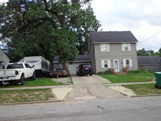 509 7th St SW, Independence, IA 50644