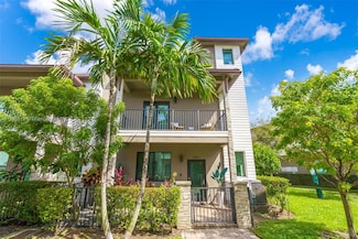 4963 NW 83rd Path, Doral, FL 33166