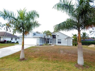 424 SW 38th Place, Cape Coral, FL 33991