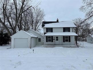 113 W Luther St, Bouton, IA 50039