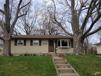 5235 Riviera Dr, Fort Wayne, IN 46825