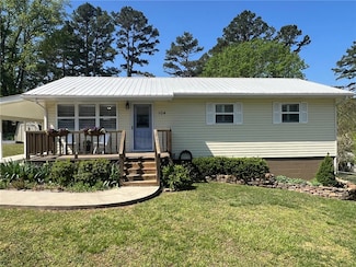 104 Oak St, Jasper, AR 72641