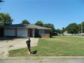 216 Joe St, Farmington, AR 72730