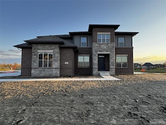 12052 Moore Ln, Washington Township, MI 48094