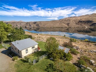 258 Starr Rd, Pateros, WA 98846