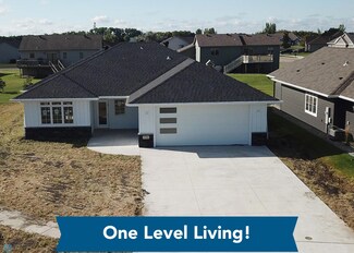 235 Emma Ct, Mapleton, ND 58059