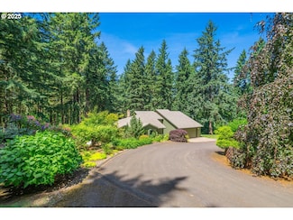 16649 S Holcomb Blvd, Oregon City, OR 97045