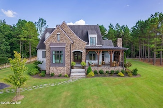 348 Countryside Dr, Lexington, TN 38351