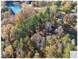 0 A p Hill Rd, Chatmoss, VA 24112