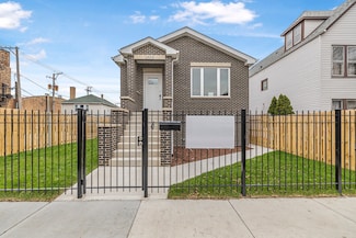 2423 W 46th Place, Chicago, IL 60632