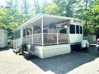 8 Lady Slipper Ln Unit 50, Winthrop, ME 04364