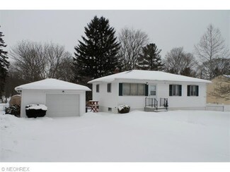 1328 Iroquois Ave, Akron, OH 44312