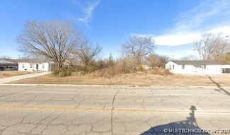 7512 N Peoria Ave, Tulsa, OK 74126