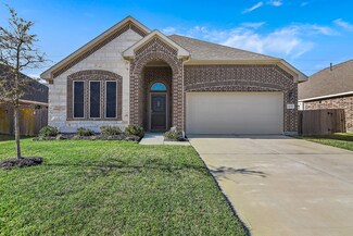 14139 Medina Dr, Baytown, TX 77523