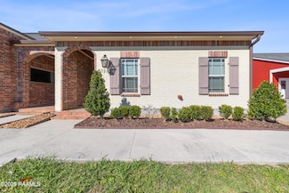 533 Evangeline Trail, Breaux Bridge, LA 70517