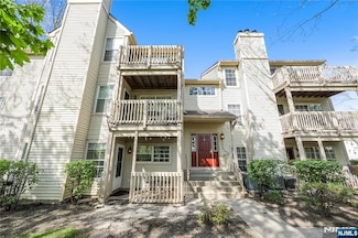 3 Juniper Ct Unit 128, Clifton, NJ 07014