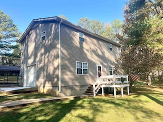 120 Oakview Dr, Adamsville, TN 38310