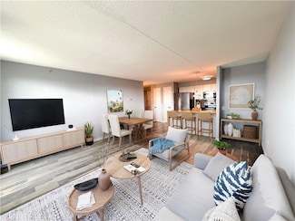 221 Beach 80th St Unit 6B, Rockaway Beach, NY 11693