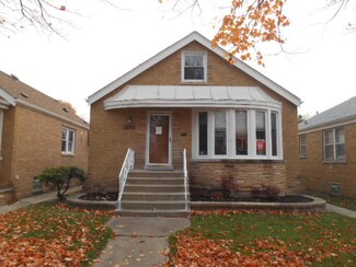 2331 S 11th Ave, Riverside, IL 60546