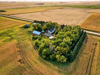 3622 Vine Ave, Hartley, IA 51346