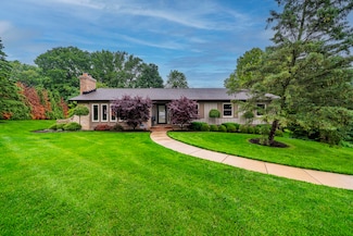 849 Barth Ln, Dayton, OH 45429