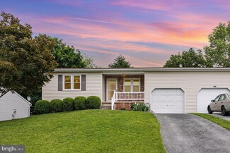 102 May Dr, Dillsburg, PA 17019