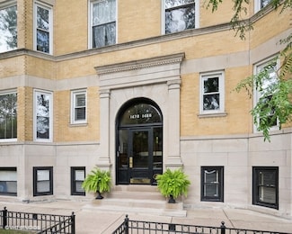 1466 W Warner Ave Unit 2W, Chicago, IL 60613