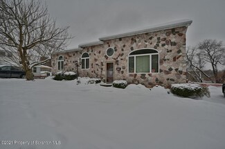 2294 Ash St, Scranton, PA 18510