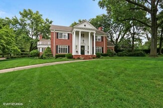 5939 Oakwood Rd, Mission Hills, KS 66208