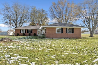 7882 Mad River Rd, Hillsboro, OH 45133