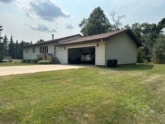 4100 38th St SE, Minot, ND 58701