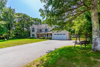 43 Yearling Run Rd, Buzzards Bay, MA 02532