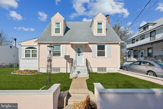 15 Lane Ave, Gloucester City, NJ 08030