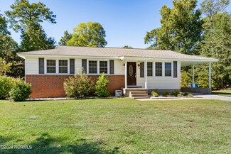 311 Seminole Trail, Jacksonville, NC 28540
