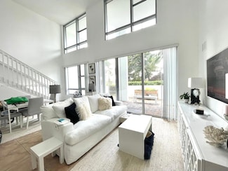 2681 N Flamingo Rd Unit TH6S, Plantation, FL 33323