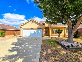 2137 Pershing Cir, Eagle Pass, TX 78852