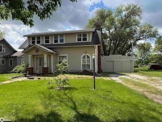 208 E Main St, Garden Grove, IA 50103
