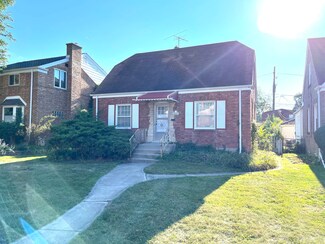5325 N Olcott Ave, Chicago, IL 60656