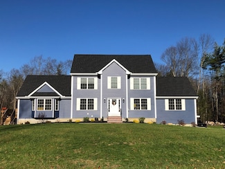 6 Blaisdell Ct, Raymond, NH 03077