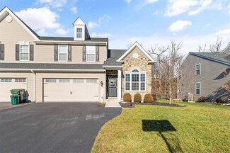 2289 Creekside Dr, Coplay, PA 18037