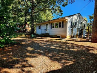 806 Clarks Rd, Rustburg, VA 24588