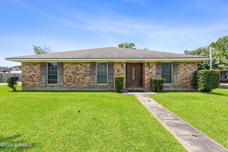 518 E Magnolia Ave, Abbeville, LA 70510