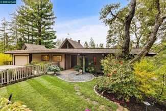 21 Via Callados, Orinda, CA 94563