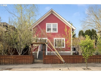 3815 SE Yamhill St, Portland, OR 97214