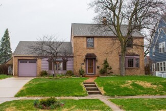 1607 E Lasalle Ave, South Bend, IN 46617
