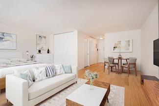 260 W 52nd St Unit 7-D, New York, NY 10019