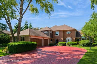 702 Newcastle Ln, Prospect Heights, IL 60070