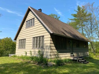 1072 Black Pond Rd, Hubbardton, VT 05743