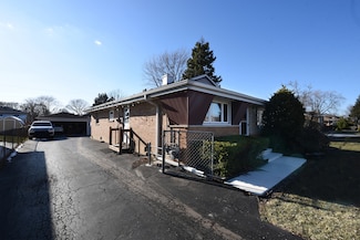 8848 Meade Ave, Oak Lawn, IL 60453