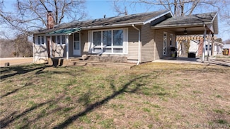 584 School Rd, Tuscumbia, MO 65082